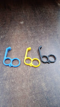 Plastic Hand Mobile Stand (Mix Color / 1 Pc)